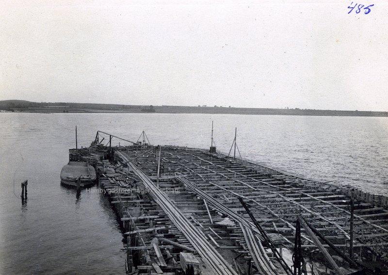 HHF_200